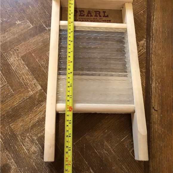 Handmade Decorative Washboard - Picture 4 of 5